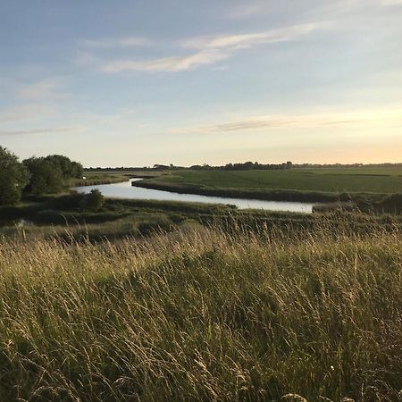 T Huuske Tuinappartement Met Fantastisch Uitzicht, Nabij Zee Zonnemaire Экстерьер фото